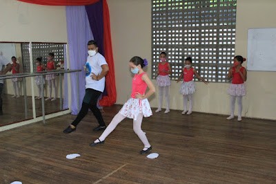 Projeto oferta atividades artísticas e esportivas em Nova Russas