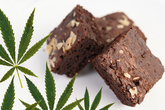 Aluno leva brownie com maconha para escola e colegas são hospitalizados