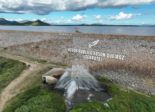 As águas do Edson Queiroz são desperdiçadas? Entenda por que as comportas do açude ficam liberadas 24 horas