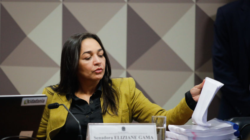 Relatora da CPI dos Atos Golpistas pede indiciamento de Bolsonaro por 4 crimes