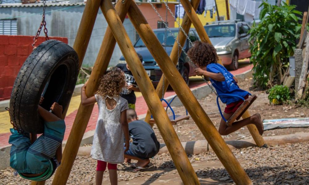 Crianças em periferias terão projetos voltados à sua proteção