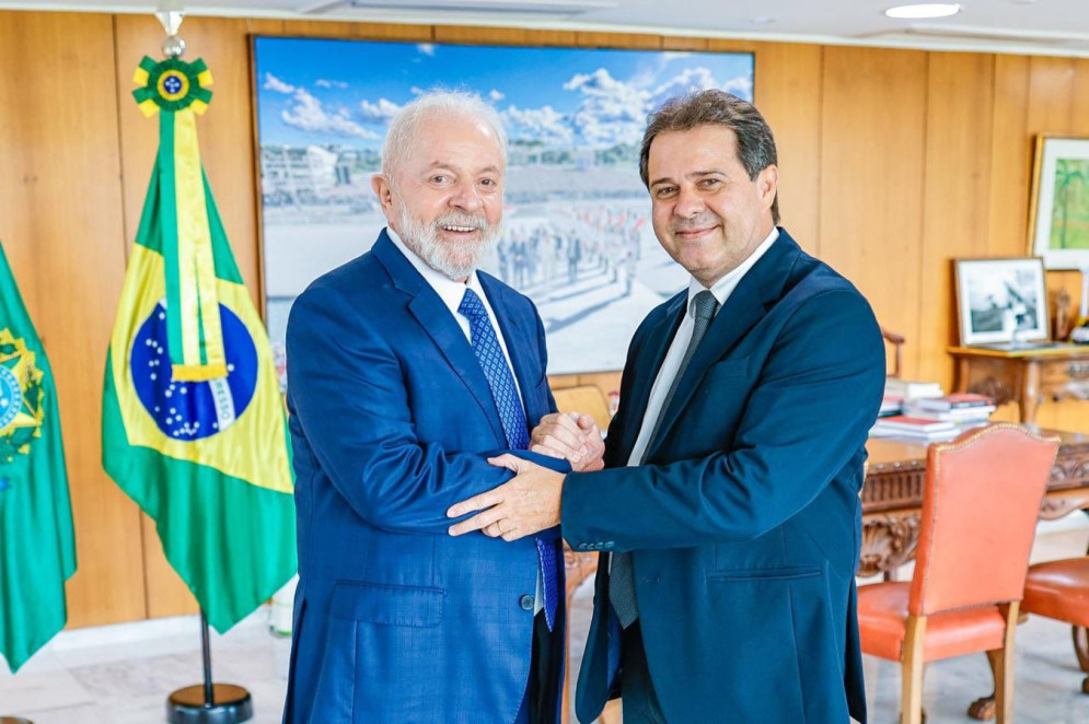 Evandro Leitão e sete prefeitos se juntam ao PT no Ceará