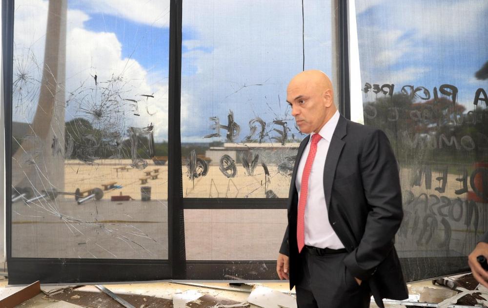Ministro Alexandre de Moraes revela plano do 8 de janeiro para prendê-lo e enforcá-lo