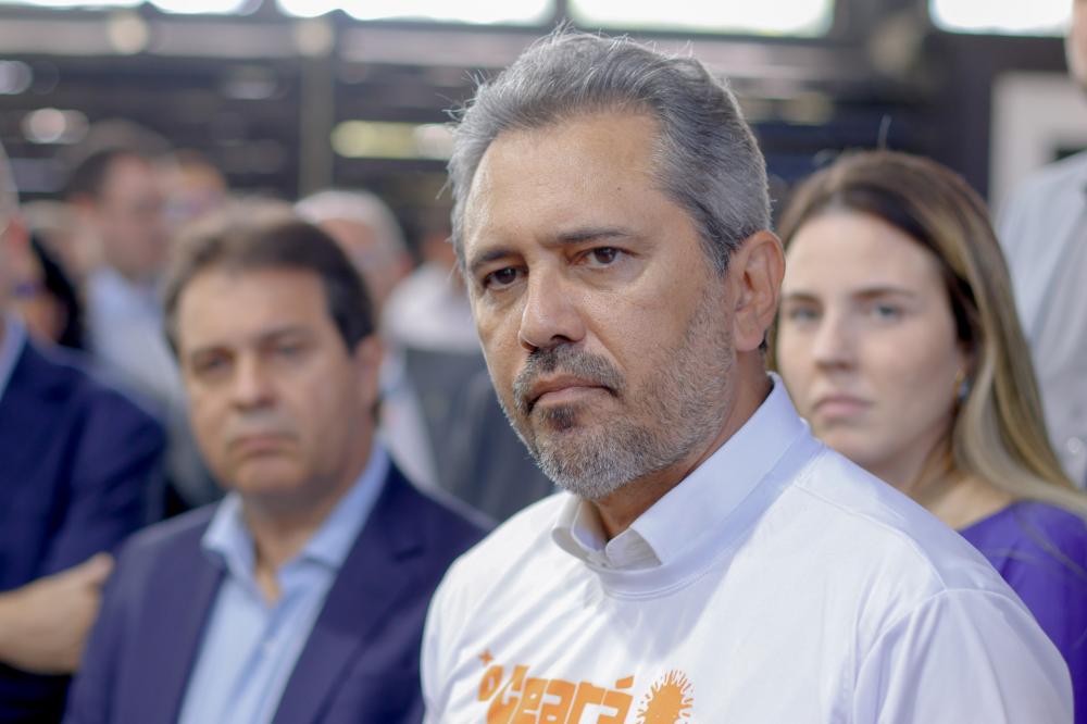 Elmano proíbe despesas públicas para eventos relacionados ao Carnaval
