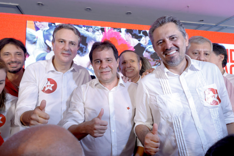Evandro Leitão se lança oficialmente pré-candidato a prefeito de Fortaleza