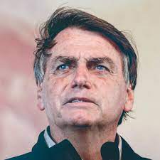 Moraes manda Bolsonaro entregar passaporte em investigação sobre tentativa de golpe