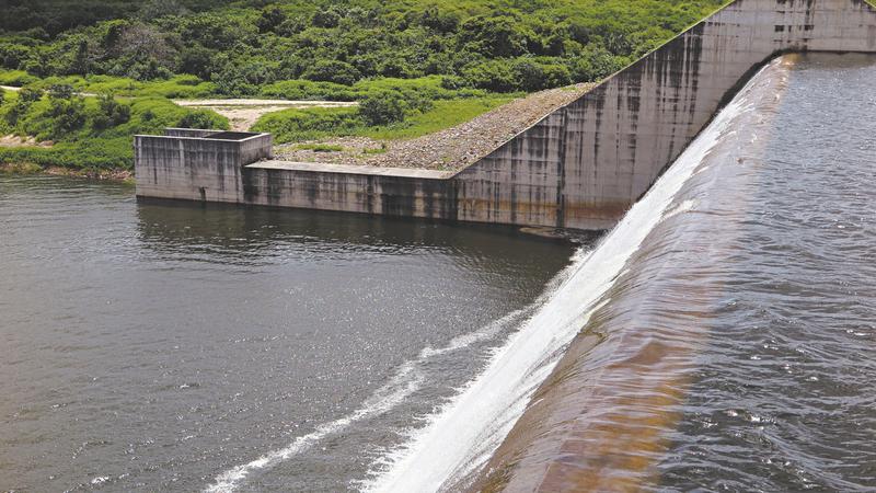 Ceará tem sete açudes sangrando e 10 quase cheios