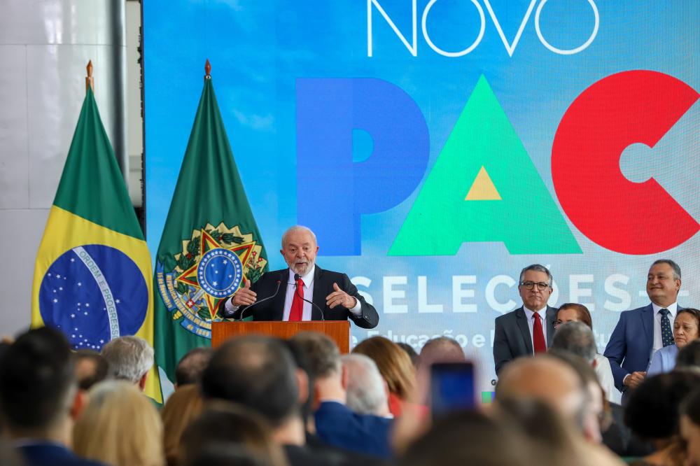 Novo PAC Seleções terá quatro obras de educação, saúde e esporte e dois equipamentos em Santa Quitéria