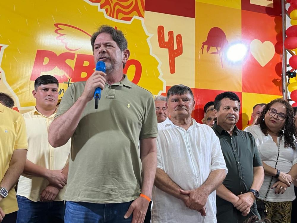 Cid chama Tomás Figueiredo de “ditador” e “atrasado” e quer unir partidos do governo em Santa Quitéria para candidato único igual 2020
