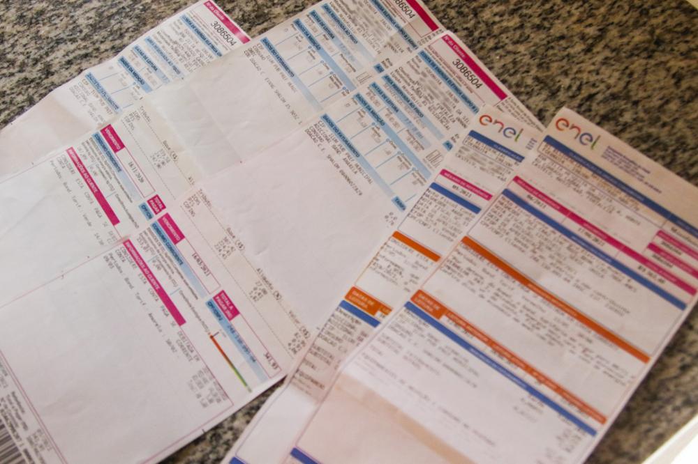 Quase 8 milhões de famílias de baixa renda deixam de usar direito a Tarifa Social de Energia Elétrica