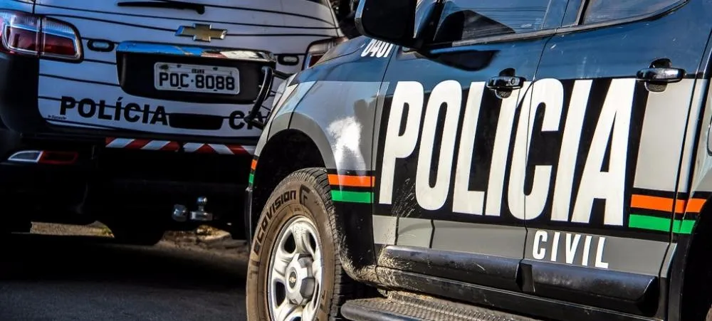 Homem agride mulher e a ameaça com arma em unidade de saúde no Ceará