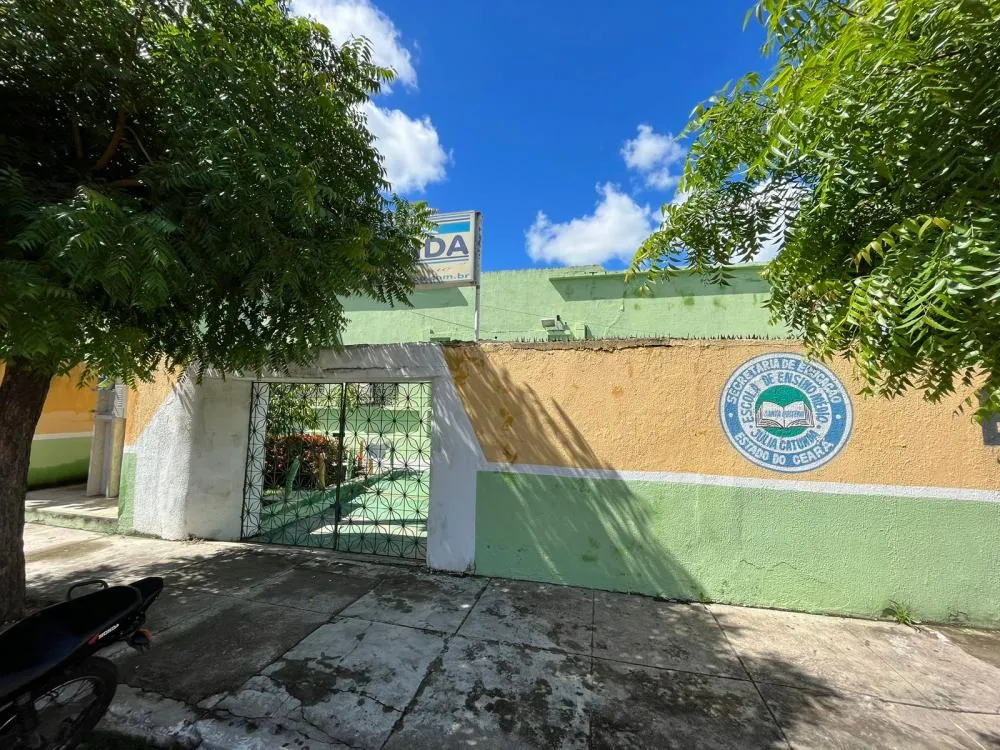 Mais antiga escola de Santa Quitéria, Júlia Catunda completa 80 anos