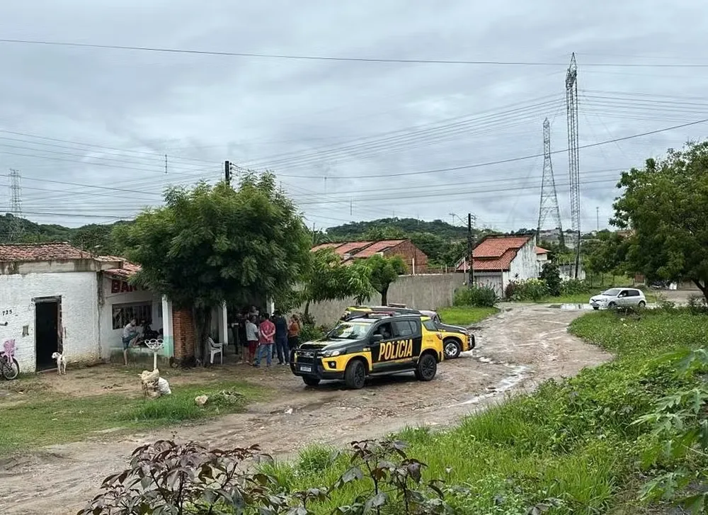 Leábem Monteiro/ SVM