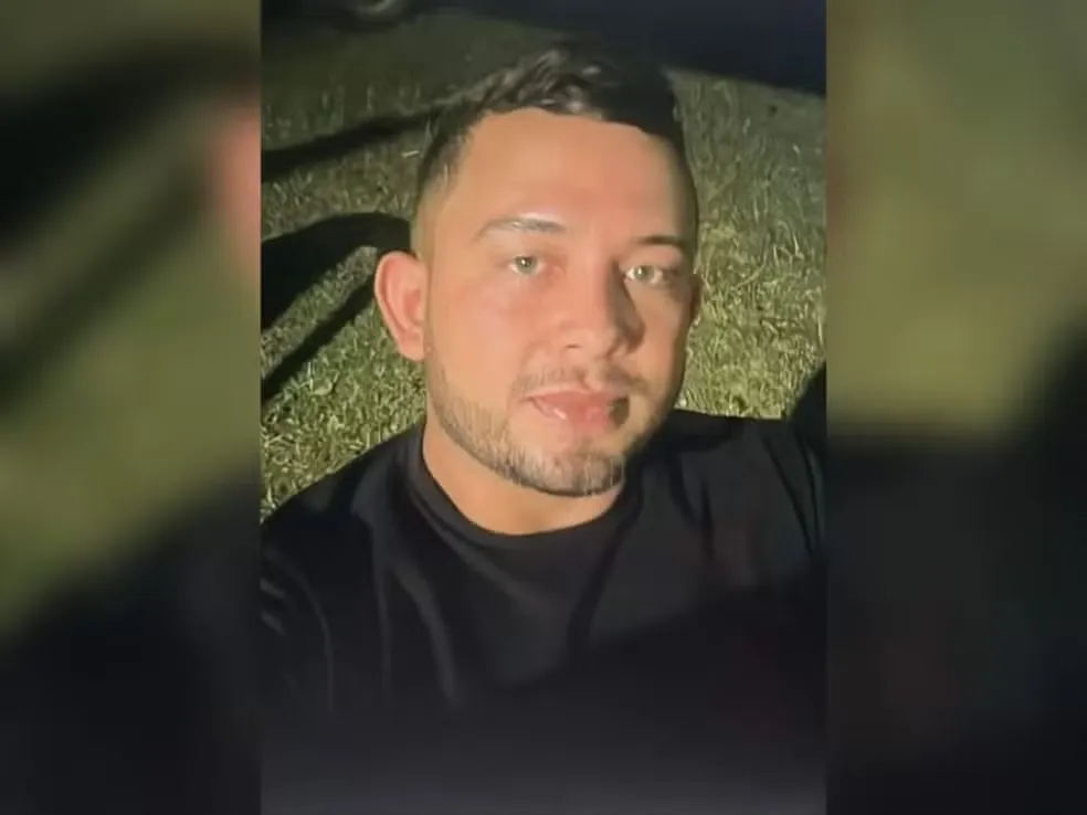 Homem é morto a tiros dentro de carro no interior do Ceará