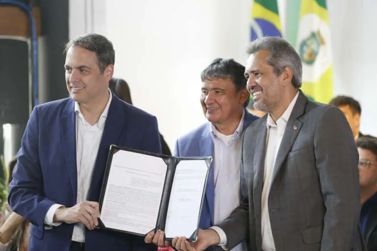 Ceará sedia lançamento do programa federal Acredita no Primeiro Passo