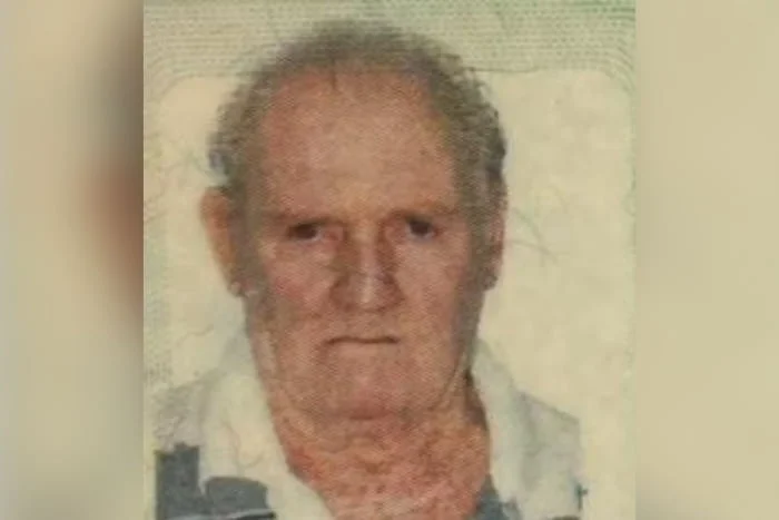 Mulher de 65 anos é presa acusada de matar marido de 80