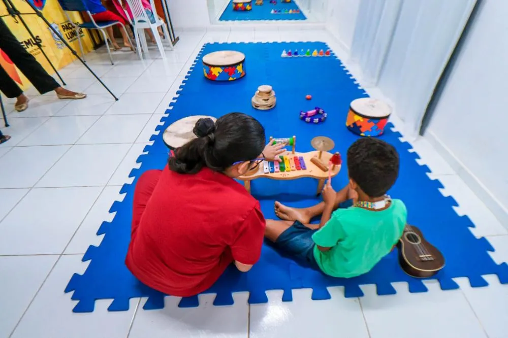 Governo vai destinar dinheiro a entidades que atuam com crianças e adolescentes autistas e com deficiências intelectuais