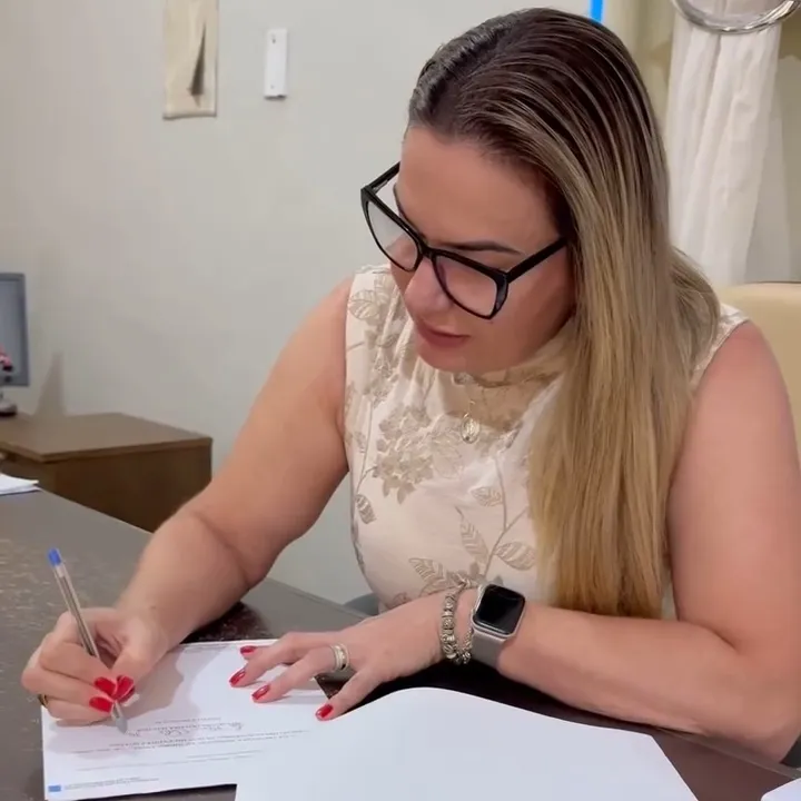 Prefeita de Hidrolândia homologa resultado do concurso público; 154 pessoas serão convocadas