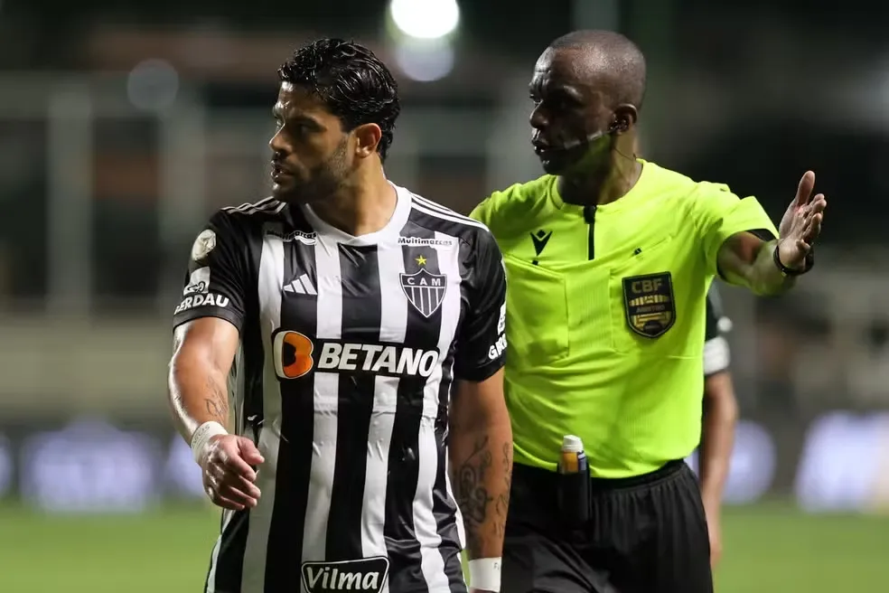 Hulk critica Luiz Henrique após empate entre Atlético-MG e Botafogo: “Acha que é craque, ganhou p... nenhuma”