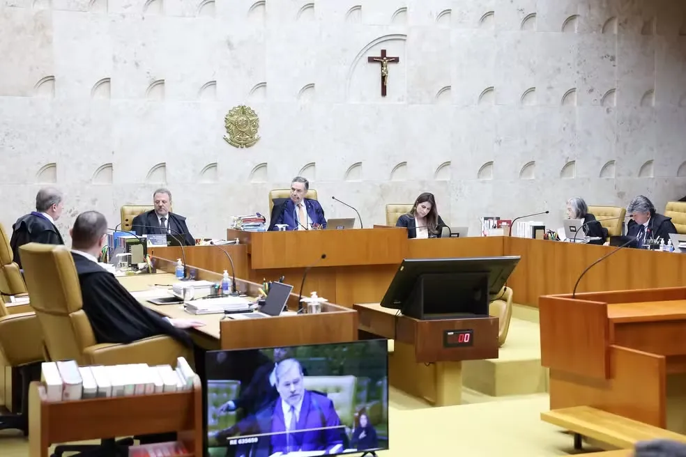 STF tem maioria para validar uso de símbolos religiosos em órgãos públicos