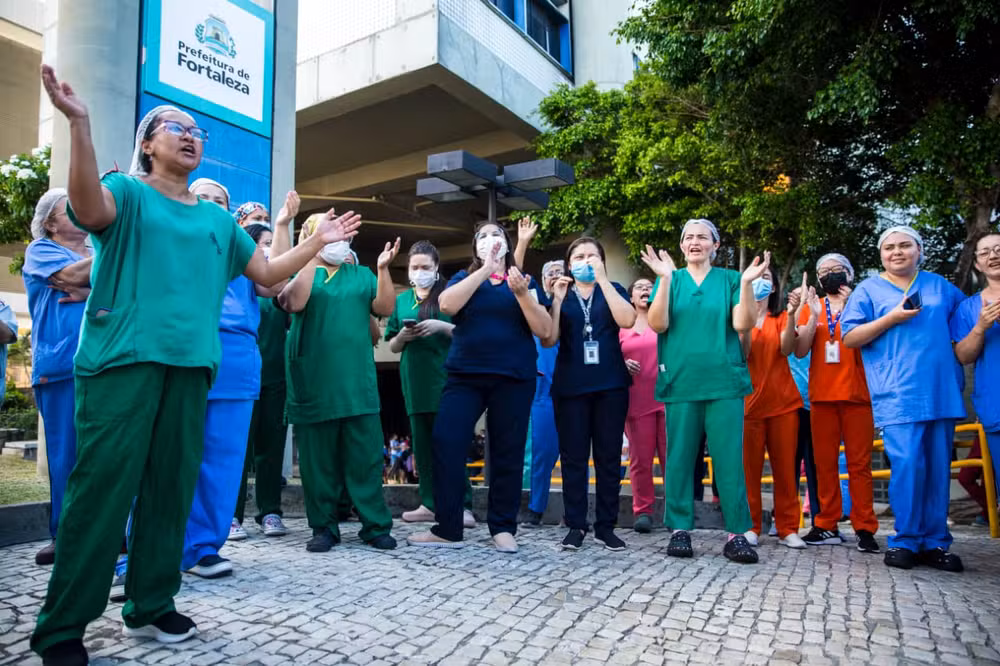 Servidores paralisam os serviços no IJF após crise afetar alimentação do hospital