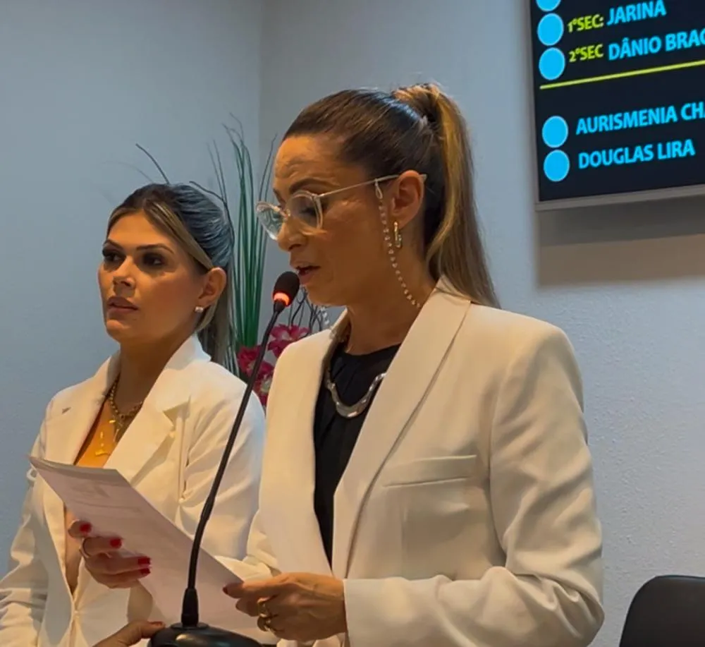 Presidente da Câmara Emanuela Barbosa fala sobre os próximos passos do município