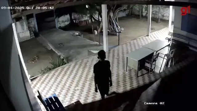 Homem invade secretaria de prefeitura e furta equipamentos, no interior do Ceará