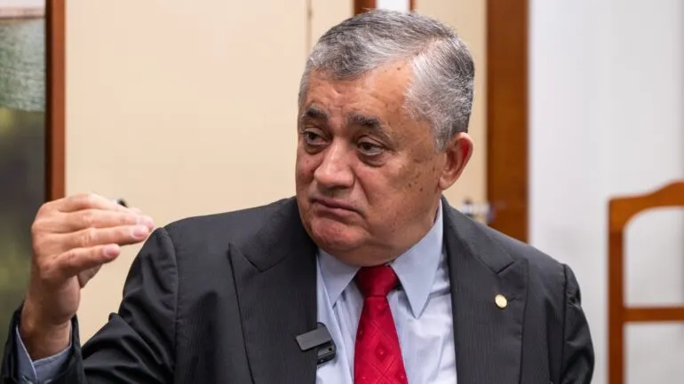 “Sou candidato ao Senado”, diz Guimarães ao colocar que “abriu mão outras vezes”