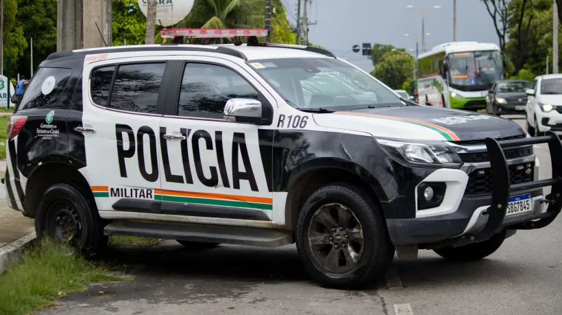 Corpo de mulher é encontrado com sinais de violência dentro de rio, no Ceará