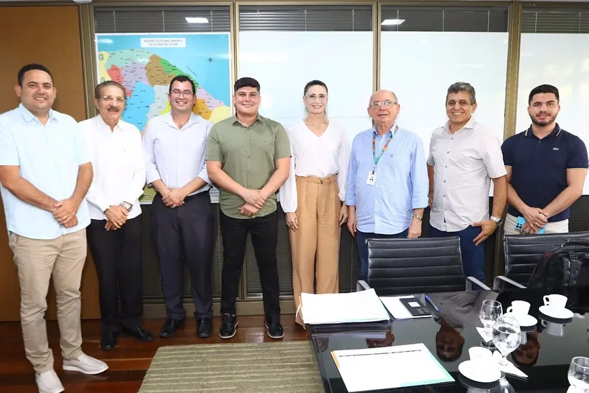 Estado assegura projetos para Santa Quitéria em encontro entre Joel e Governo