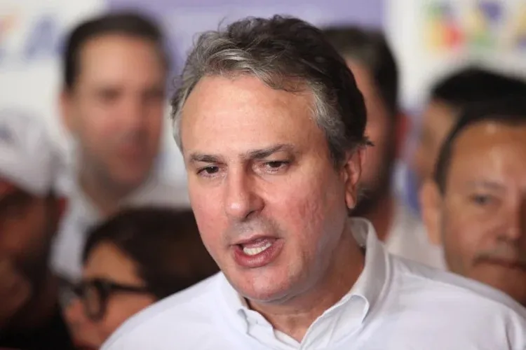 Camilo Santana se afasta do MEC temporariamente para eleição no Senado