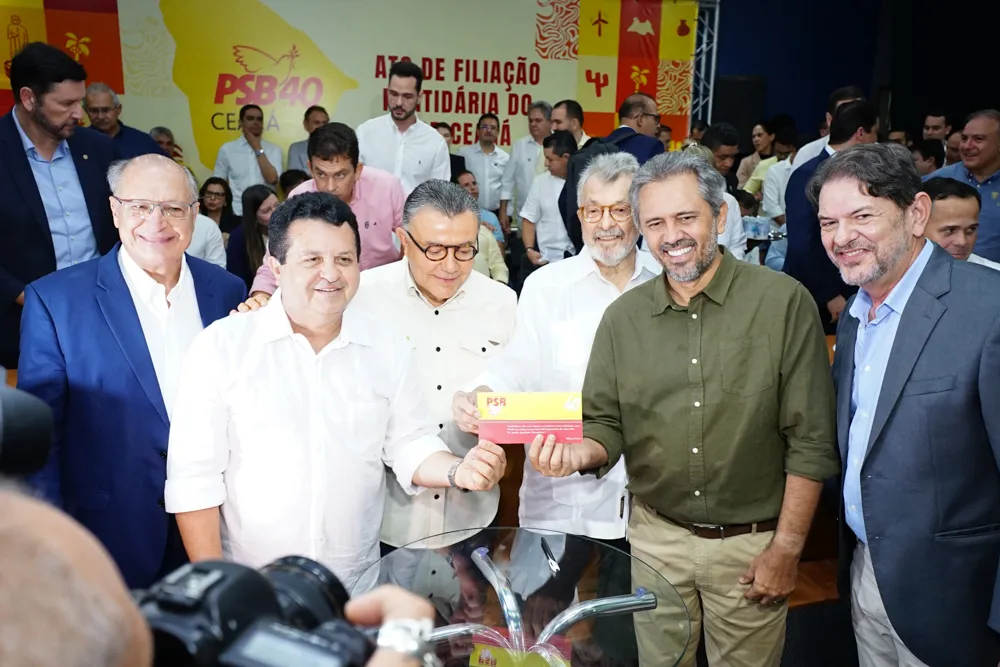 PDT perde 900 mil votos com a saída de deputados estaduais e suplentes para o PSB e PT