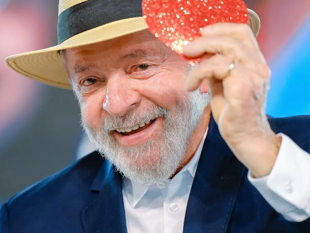 Lula diz que 2025 é ano de 'derrotar a mentira' e provar que é melhor opção para o país