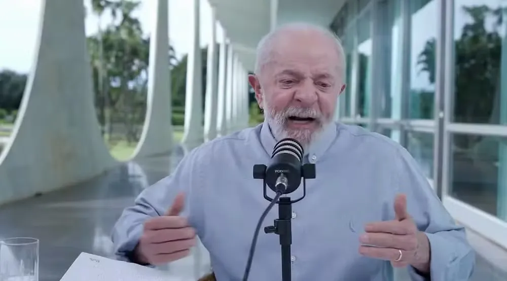 Lula diz que caixa de ovo por R$ 40 é um 'absurdo' e que cobrará de empresários que não falte produto dentro do Brasil