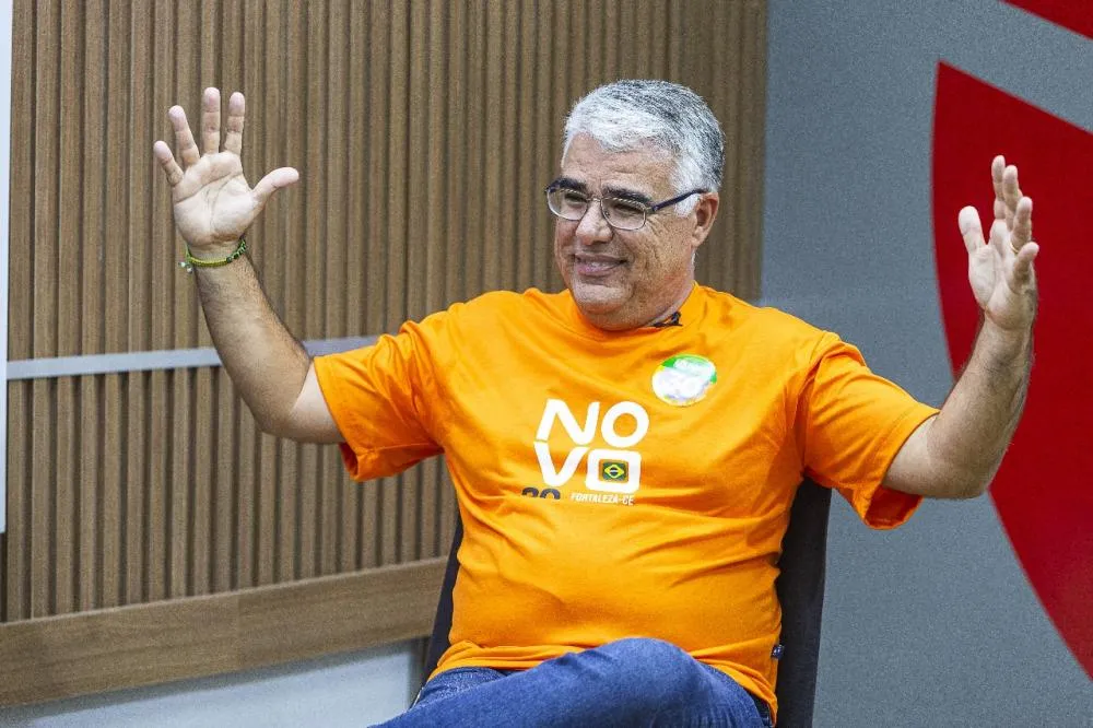 Senador Eduardo Girão anuncia que é pré-candidato a governador do Ceará