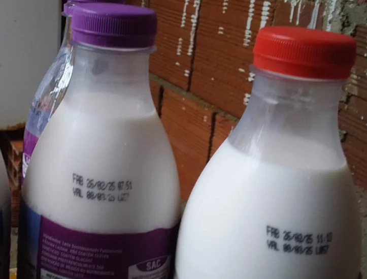 Ex-vereador doa leite prestes a vencer a afetados por enchente no Ceará 