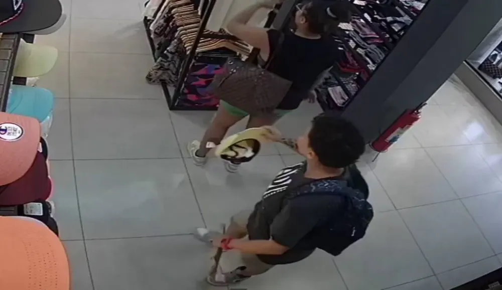 Mulher furta boné de R$ 200 e esconde produto dentro das calças em loja, no Ceará