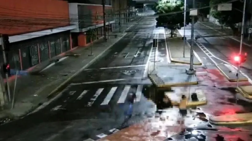 Homem é preso em flagrante após furtar cabos de telefonia, no Ceará