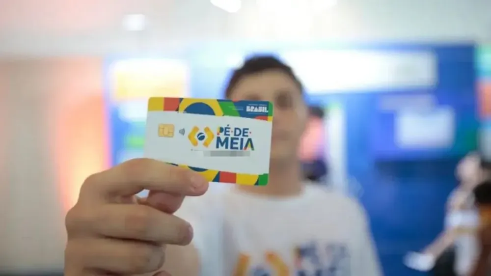 Pé-de-Meia: primeira parcela de 2025 começa a ser paga nesta segunda-feira (31)