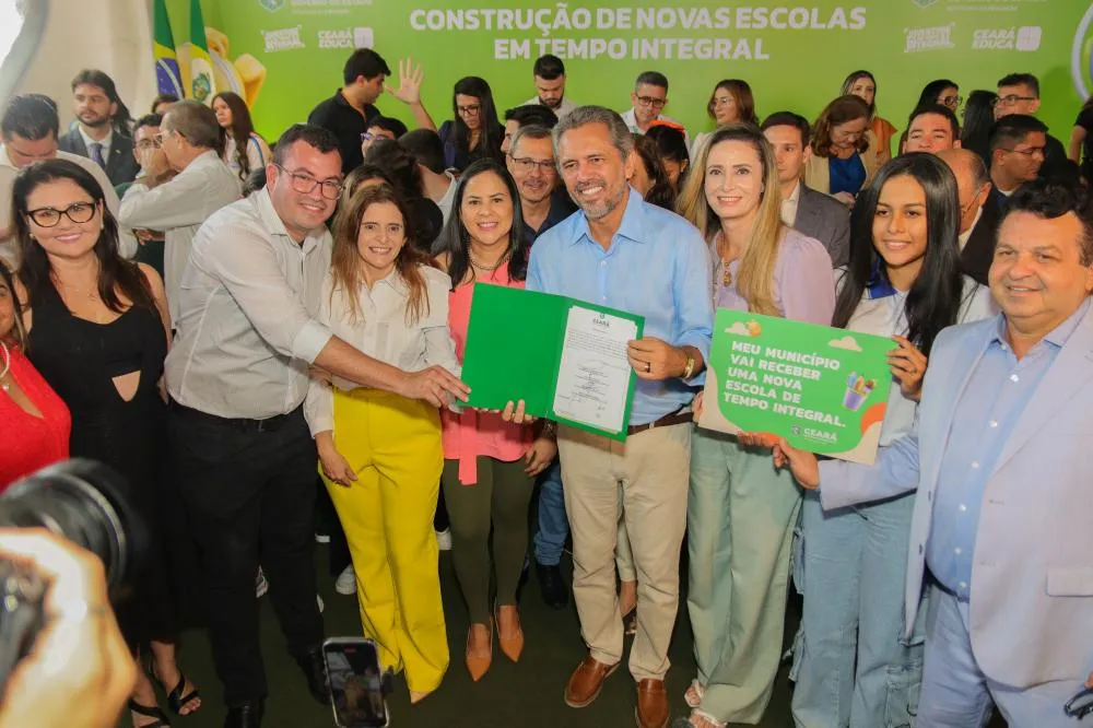 Governo do Estado assina ordem de serviço para a construção da nova escola Júlia Catunda, em tempo integral