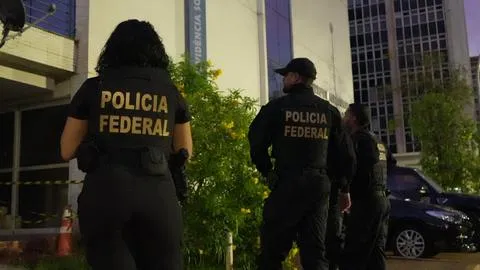 Presidente do INSS é afastado após operação sobre fraude de R$ 6,3 bilhões