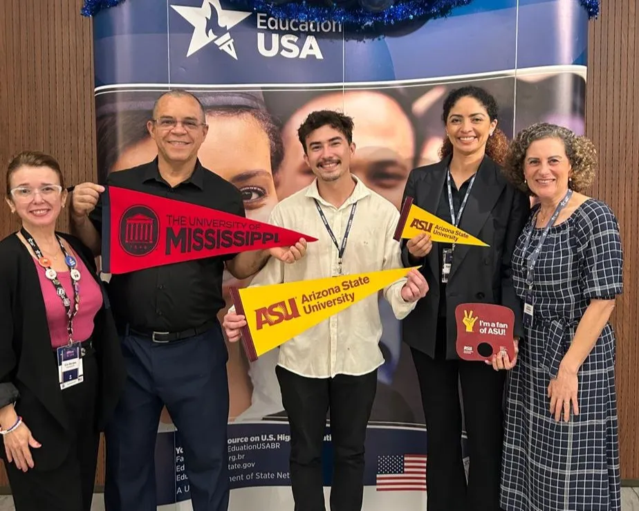 De Santa Quitéria a Los Angeles: jornalista Rogério Bié fará Mestrado nos EUA