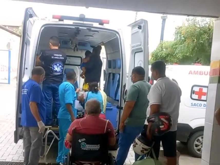 Após 3 dias a espera de leito em Sobral, criança de 3 meses com bronquiolite em Santa Quitéria é transferida