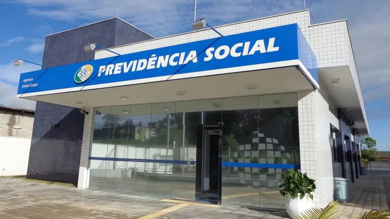 INSS inicia pagamento de reembolso a aposentados e pensionistas nesta quinta-feira (24)
