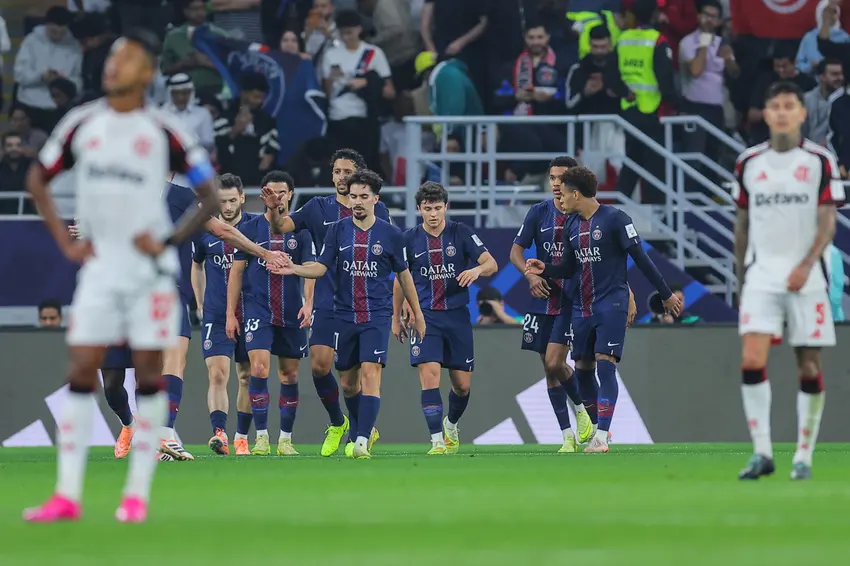 Foto: Karim Jaafar/ AFP