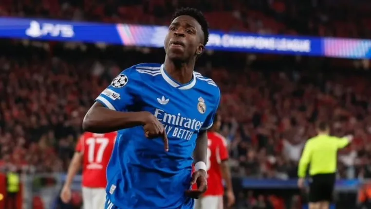 Presidente da Fifa reage ao caso de racismo contra Vinícius Júnior