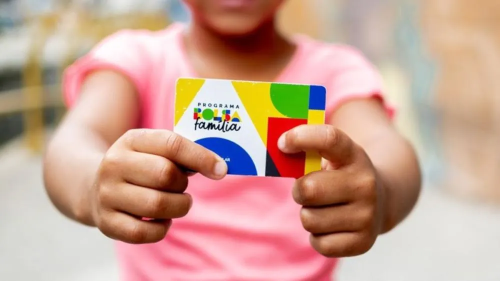 Governo mantém pagamento do Bolsa Família para quem aguarda análise do BPC; veja regras