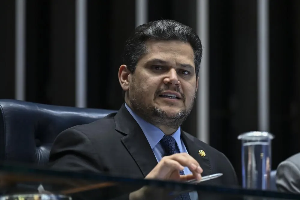 PEC da Escala 6×1 deve completar um mês travada no Senado