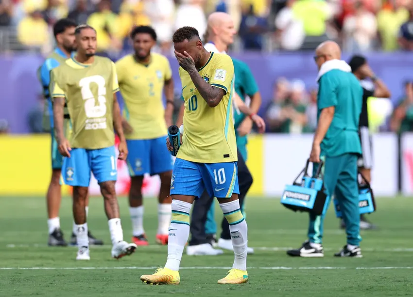 Neymar pode rever aposentadoria da Seleção, avaliam dirigentes da CBF