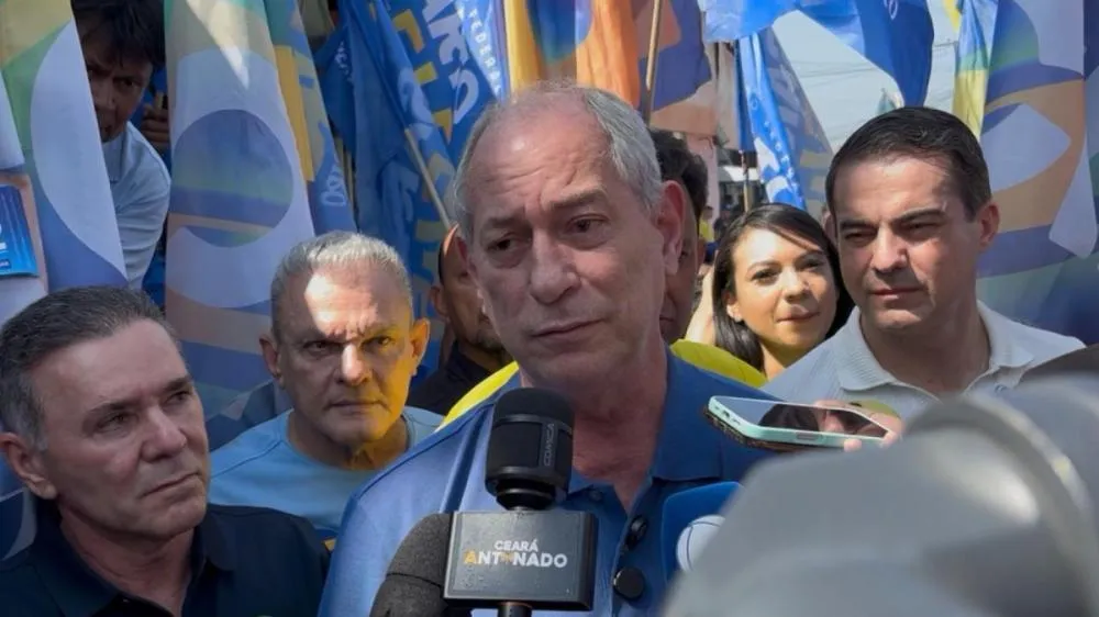 Ciro critica política de segurança de Elmano e se posiciona contra câmeras em policiais